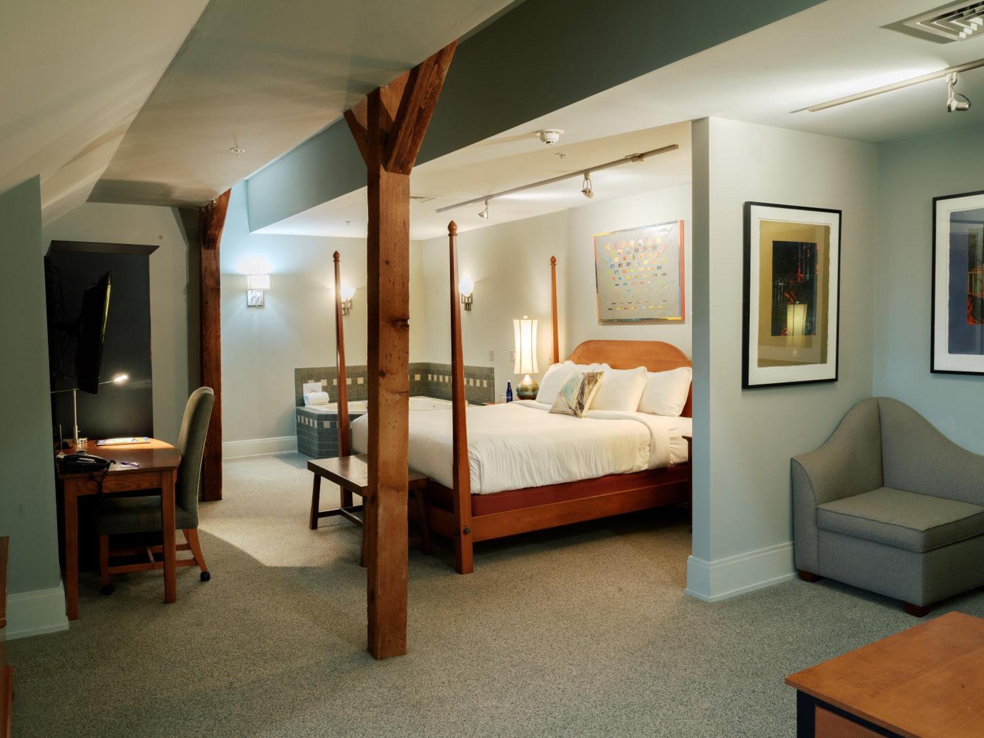 Lancaster Arts Hotel Bagian luar foto
